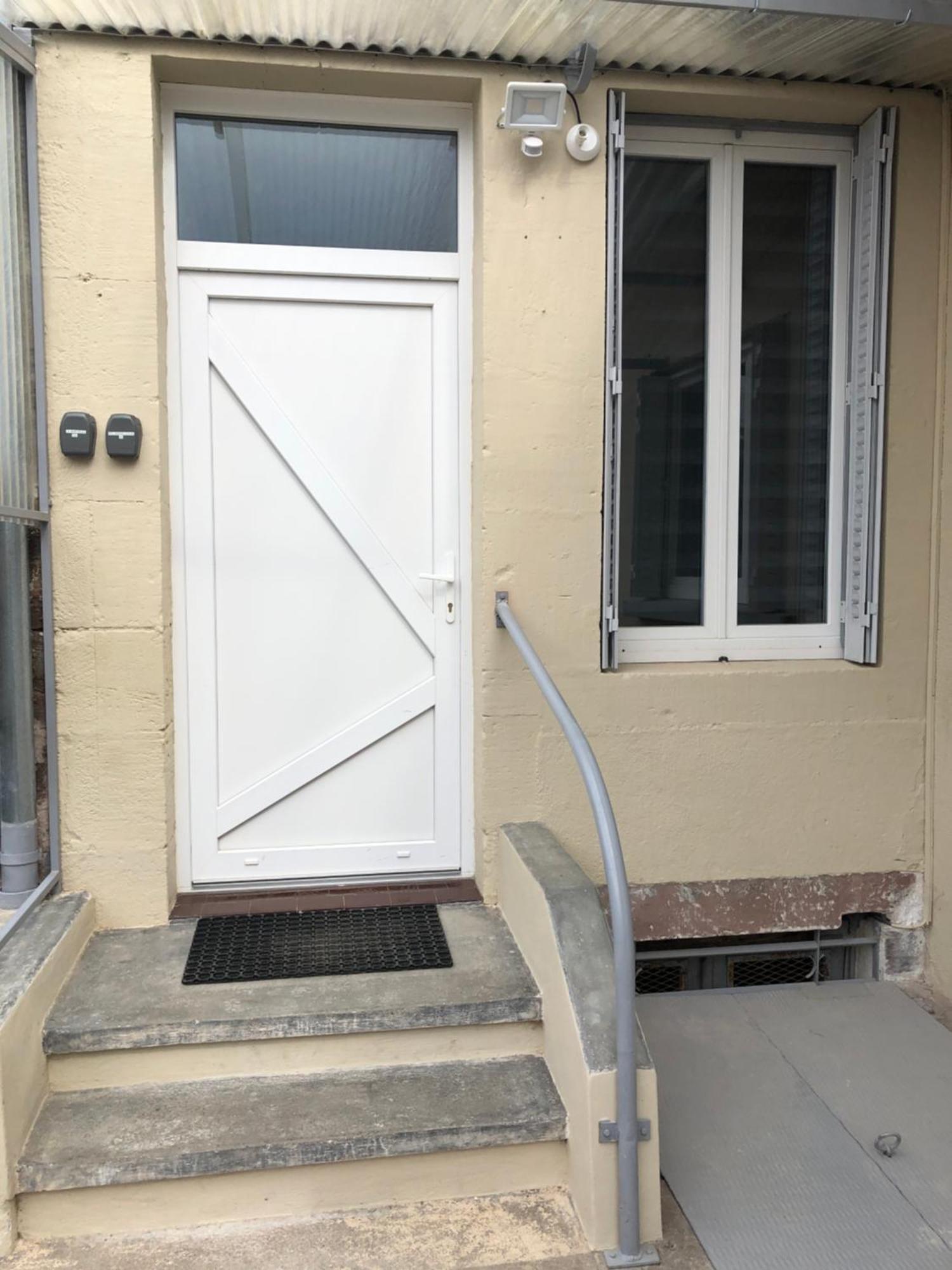 Meubles Deco Fab - Plancha Lejlighed Luxeuil-les-Bains Eksteriør billede